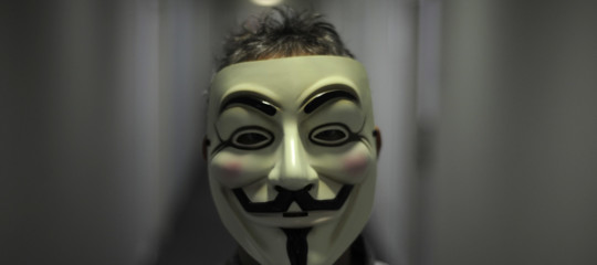 Il benvenuto di Anonymous ad ArcelorMittal. Perché gli hanno hackerato il sito