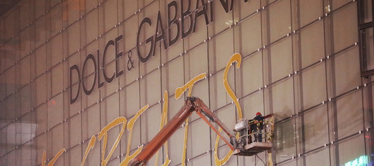 dolce gabbana cina video sfilata