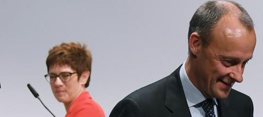 Può un milionario prendere il posto di Angela Merkel?