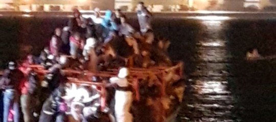 sbarco migranti pozzallo