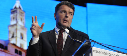 Le ragioni politiche dietro la frase di Renzi sulle 'scuse dovute' a Berlusconi