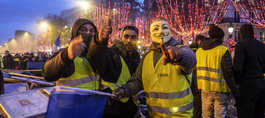 moratoria aumenti carburante francia