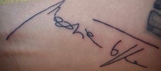 Nadia Toffa firma