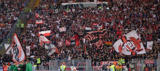 milan tifosi trasferta atene