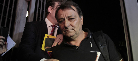 Il Brasile ha ordinato l'arresto di Cesare Battisti. Estradizione più vicina
