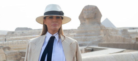 La popolarità di Melania Trump scende al 43%, un calo brusco