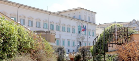 Libri rari al posto di alti dirigenti. Mattarella dona e riconverte Palazzo San Felice
