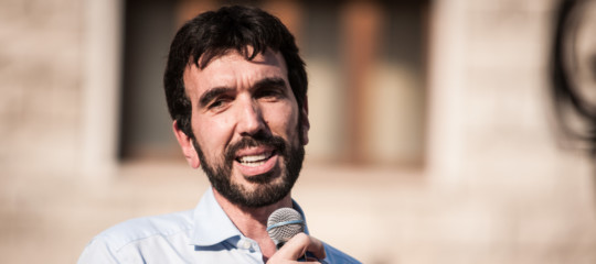 Il Pd scende in piazza contro la manovra
