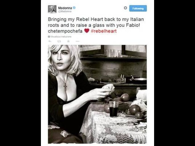 Scambio tweet Madonna-Fazio, "brindiamo insieme" l'8 marzo