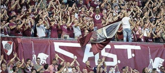 sassaiola pullman tifosi torino