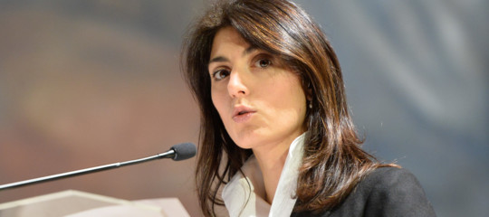 Raggi ha ordinato il divieto totale dei botti a Capodanno