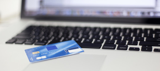 È diventata obbligatoria la fattura elettronica. Guida in 11 punti per capire come funziona