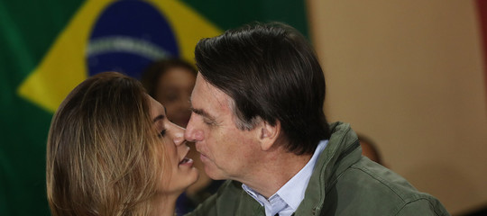 Chi è Michelle Bolsonaro, 'primeira dama' del Brasile