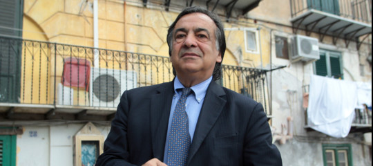 rivolta sindaci sicurezza migranti salvini orlando