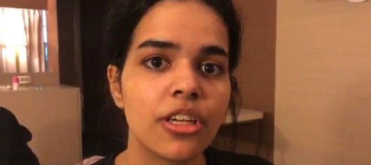 Il caso di Rahaf, sotto protezione a Bangkok e in fuga dalla famiglia saudita