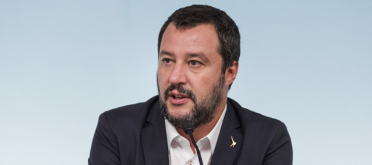 Gilet gialli Salvini sostegno protesta ma condanna violenza