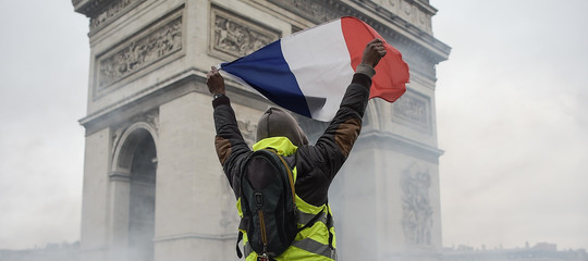 Il governo guarda alla Francia per le europee: Salvini a Le Pen, Di Maio ai gilet gialli