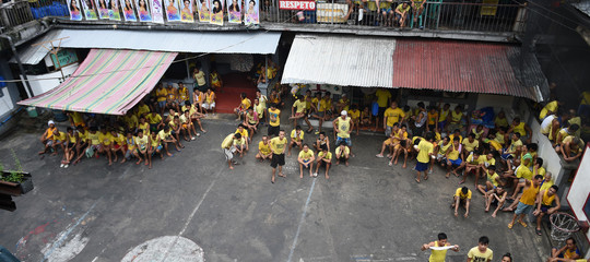 Come si vive nel carcere di Manila
