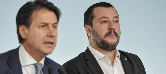 Migranti: Conte e Salvini cercano soluzione, faccia a faccia domani