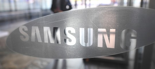 samsung smartphone pieghevole