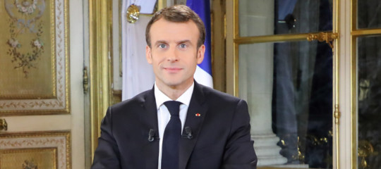 gilet gialli macron