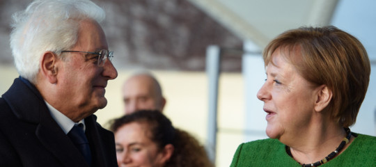 Il bilancio della visita di Mattarella a Berlino (e Merkel elogia Conte)