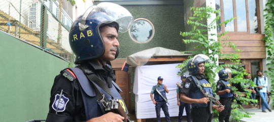 Arrestato in Bangladesh l'organizzatore dell'attentato che uccise 9 italiani