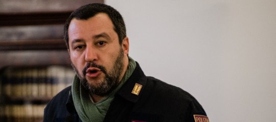 baciamano salvini afragola