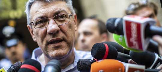Cgil, accordo nella notte: Landini segretario generale, Colla vice