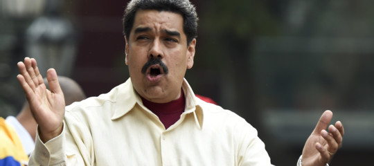 Venezuela: Guaido si autoproclama presidente al posto di Maduro, Trump lo riconosce
