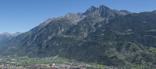 Collisione tra un elicottero e un aereo da turismo in Val d'Aosta