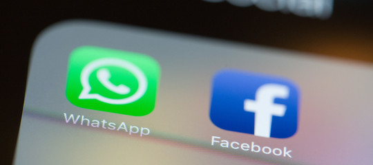facebook app spiare utenti