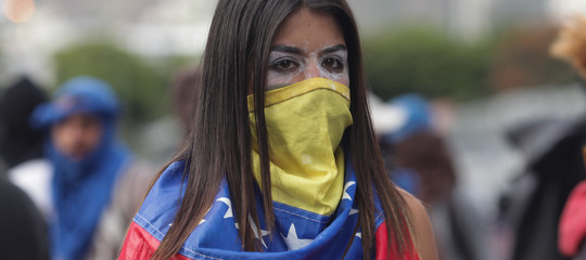Venezuela: rilasciati i 3 giornalisti Efe, andranno in Colombia