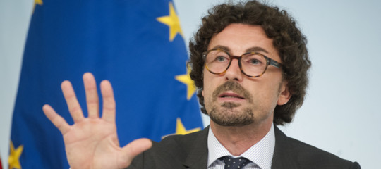 Secondo la Commissione l'Italia rischia di dover restituire i fondi sulla Tav