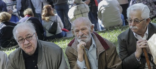Istat: diminuiscono i pensionati (-23mila nel 2017), reddito medio lordo 17.886 euro