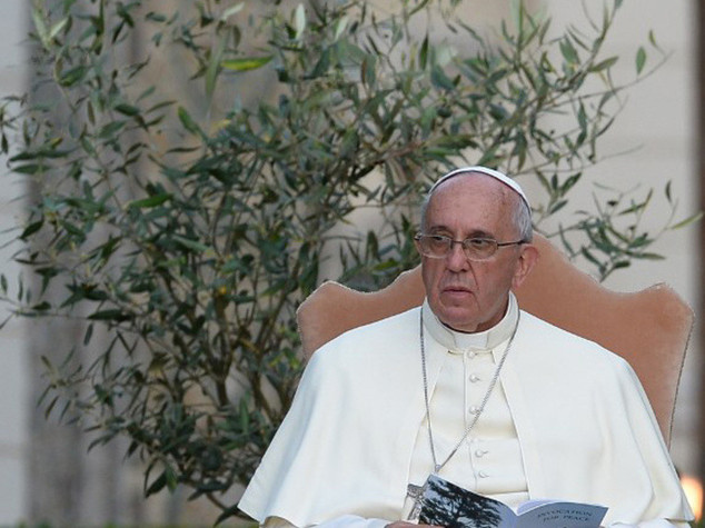 Appello del Papa contro la corruzione "corrode i cuori"