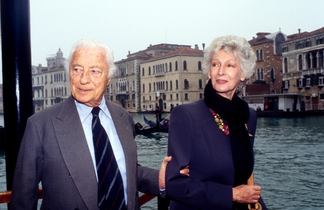 Eredità Agnelli: spunta nuovo testamento. I legali di Elkann: "Non è valido"