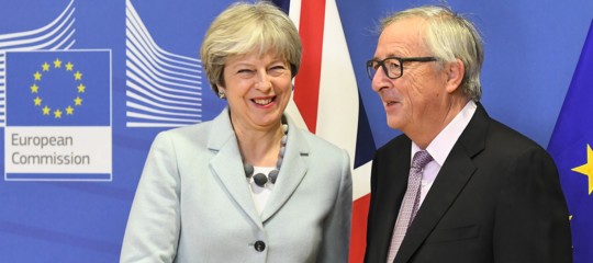 Brexit May bocciata westminster