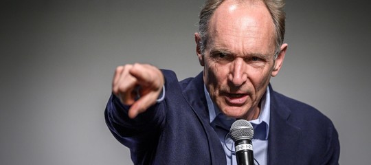 web tim berners lee giornali carta