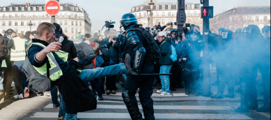 Gilet Gialli violenze m5s