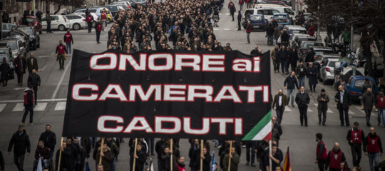 aggressione neofascisti domiciliari