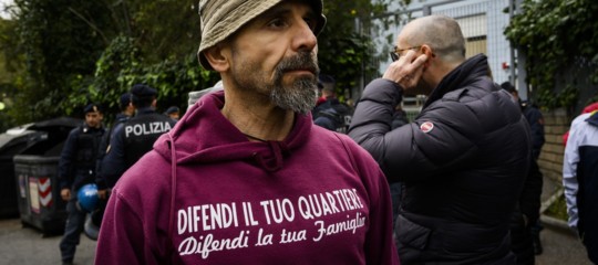 calpestare pane bestemmia