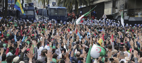 algeria proteste