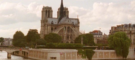 Notre Dame storia simbolo francia