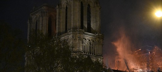 notre dame incendio