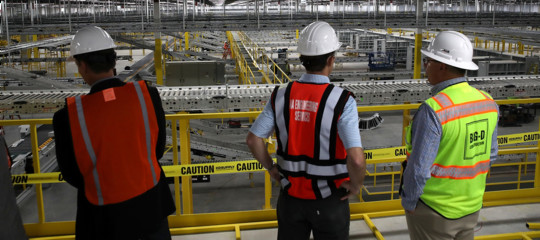 amazon stabilimenti italia