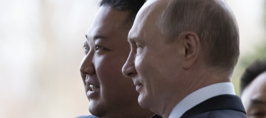 Summit Vladivostok Putin e Kim in sintonia