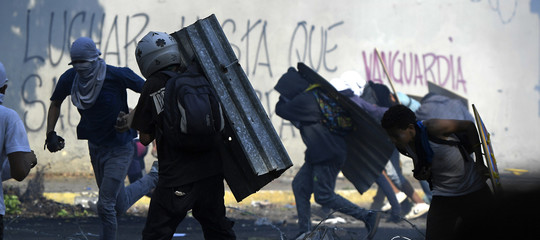 venezuela scontri feriti