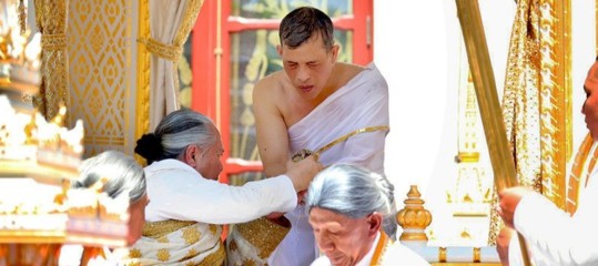 thailandia incoronazione cerimonia