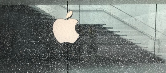 class action apple